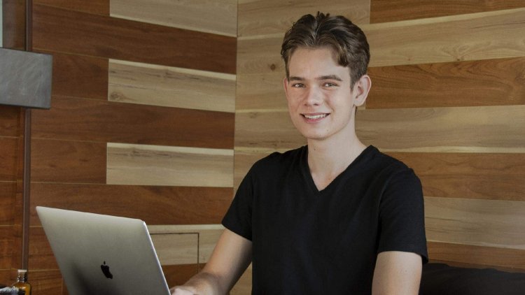 Australia's Self Made Teen Billionaire- Jack Bloomfield